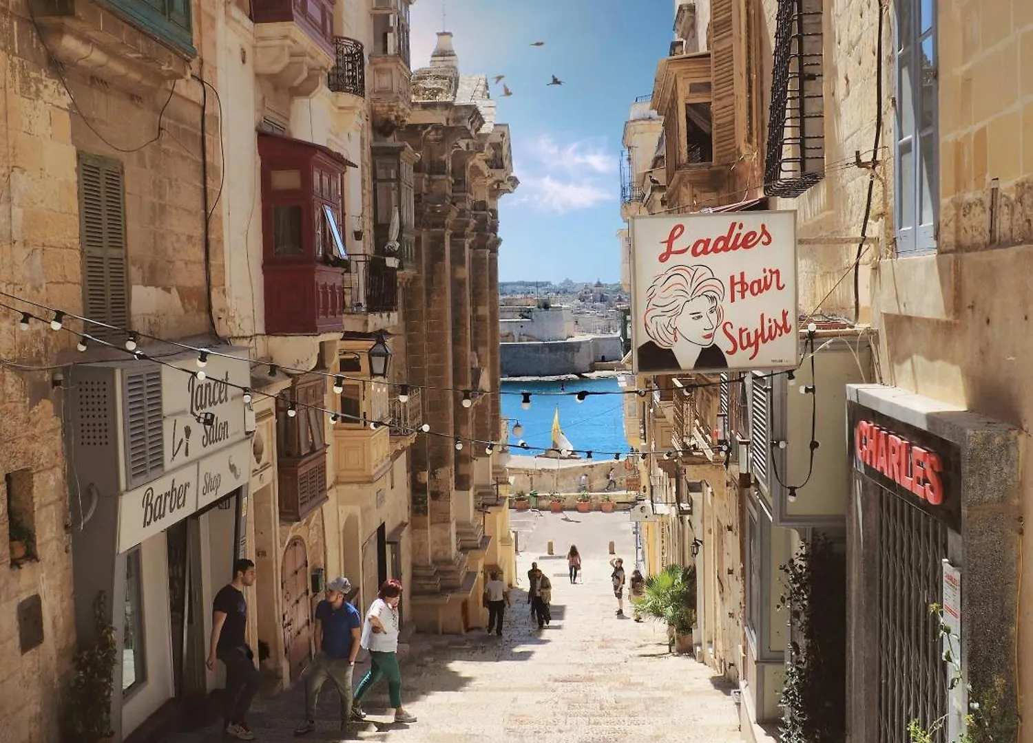 Charming Home With Sea Views & Maltese Balcony By 360 Estates 瓦莱塔